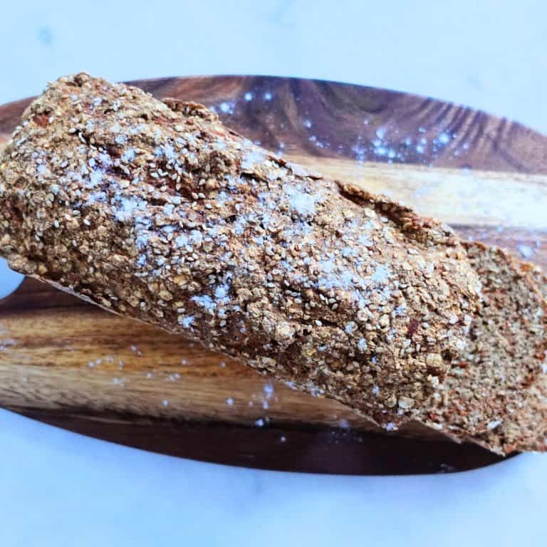 Glutenfri sesam- och morotslimpa