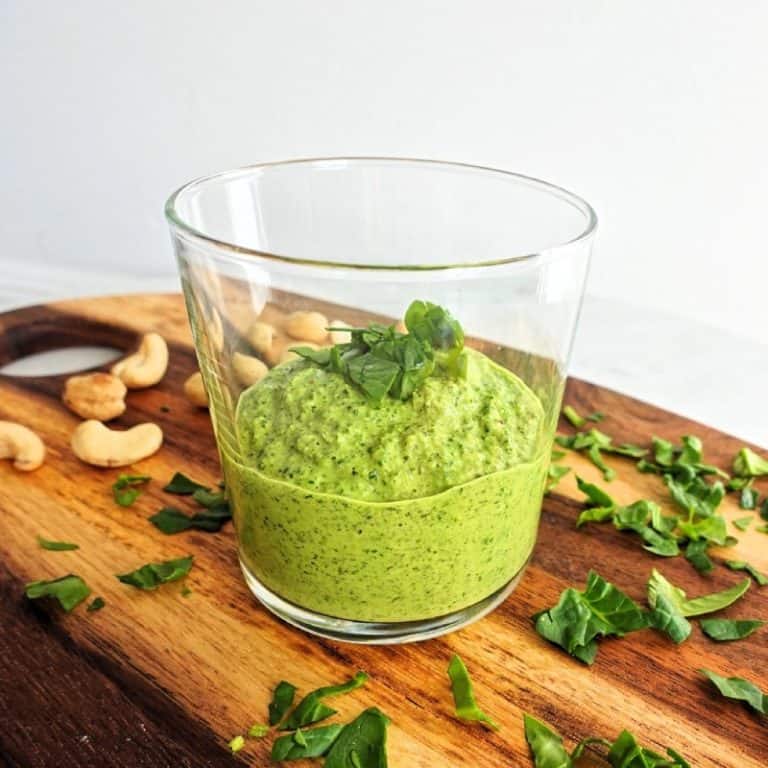 Vegansk grönkålspesto