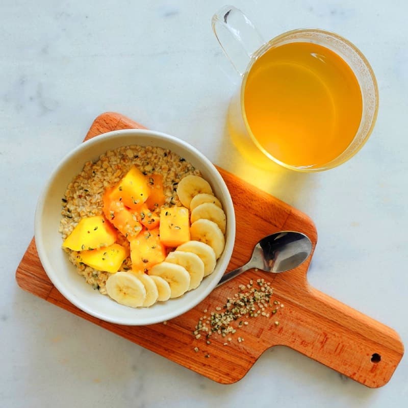 Overnight oats med hampafrön och kardemumma
