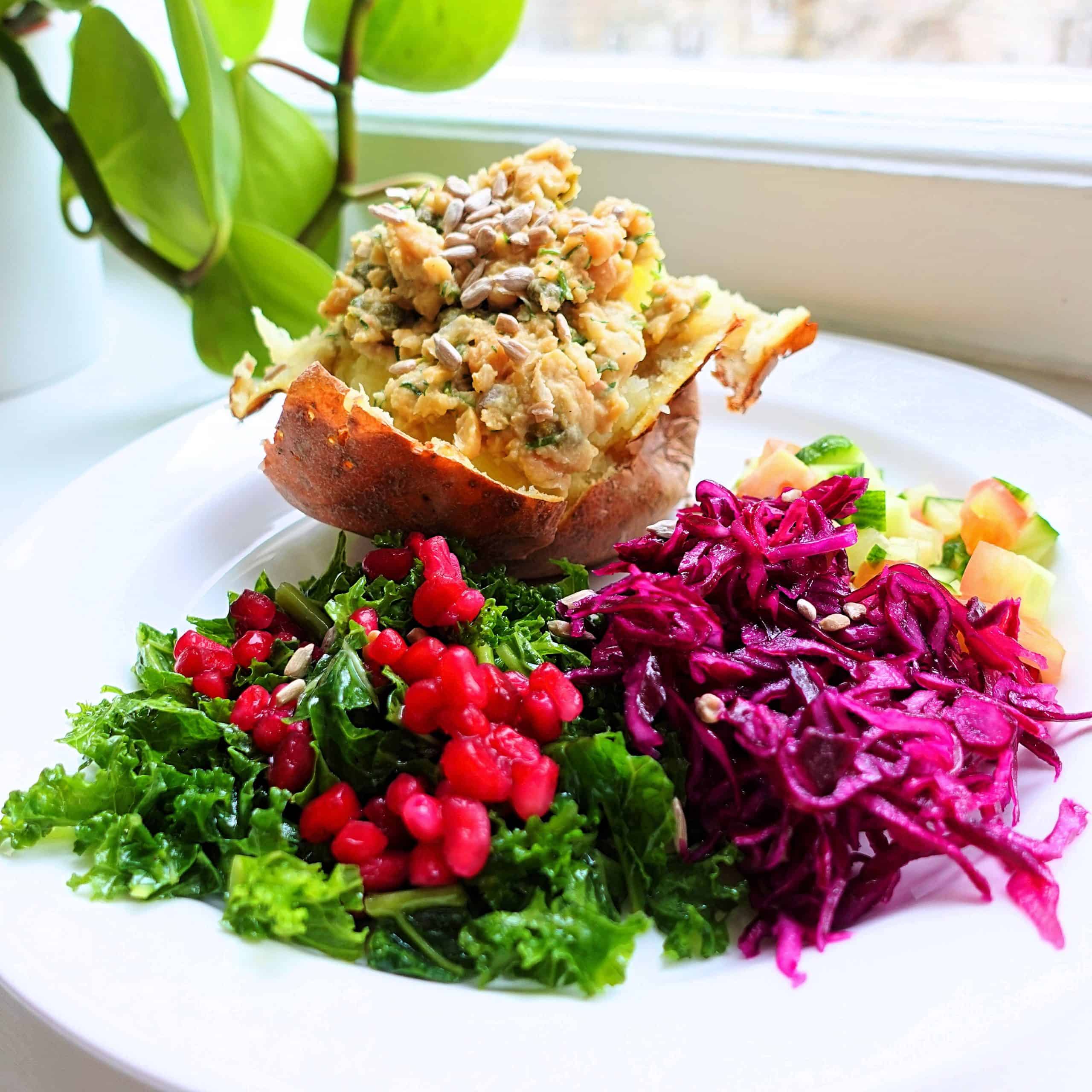 Bakad potatis med vegansk röra