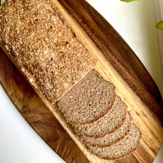 Glutenfri sesam- och solroslimpa