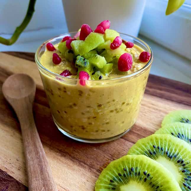 Overnight oats med golden milk-smak