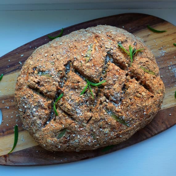 Glutenfritt bröd med palsternacka & rosmarin