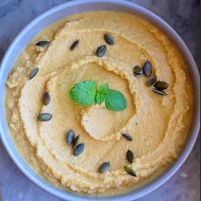 Hummus med mynta och ingefära